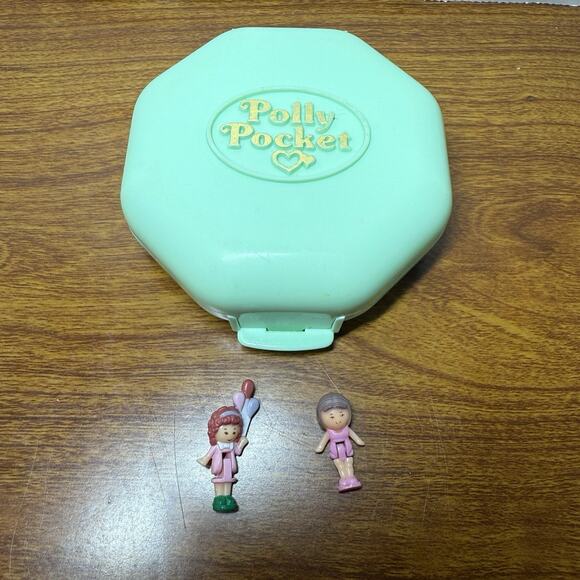 Vintage 1990 Bluebird Polly Pocket POLLY’S SCHOOL Compact Playset - Picture 2 of 5